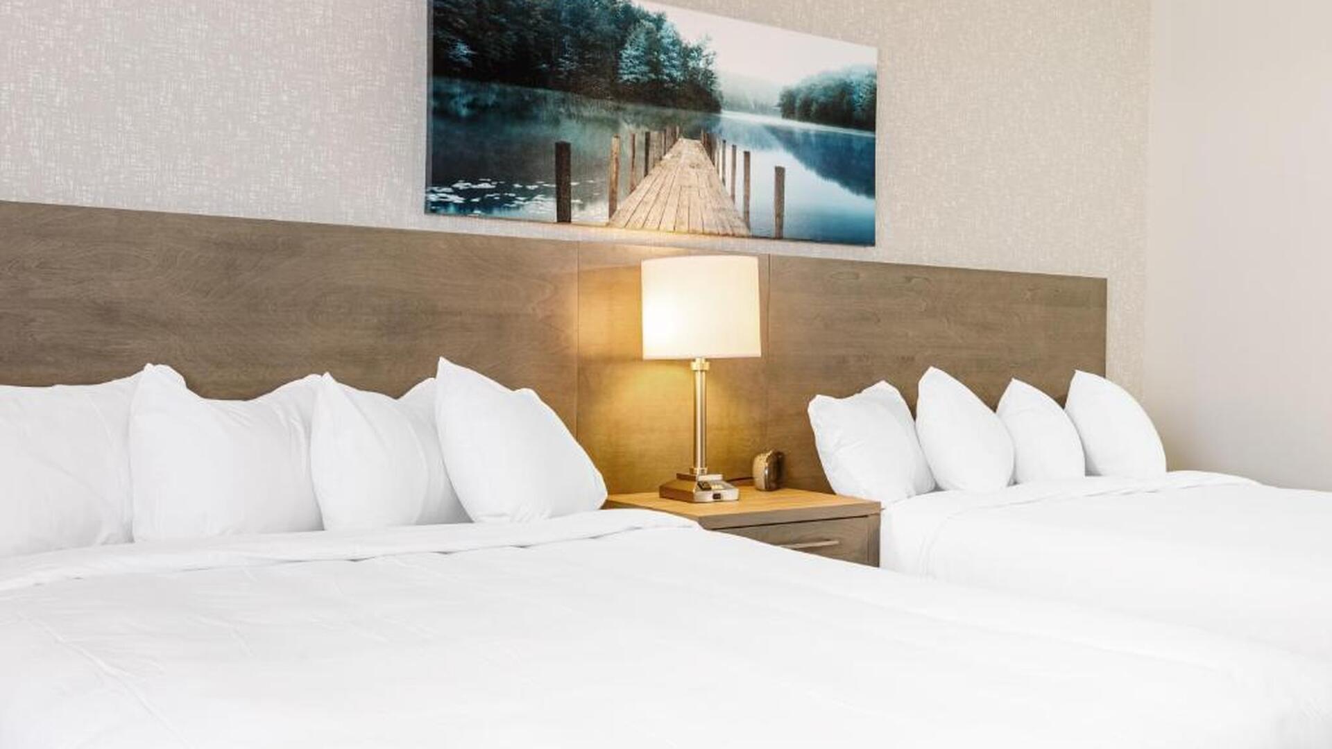 Room with 2 Queen Beds