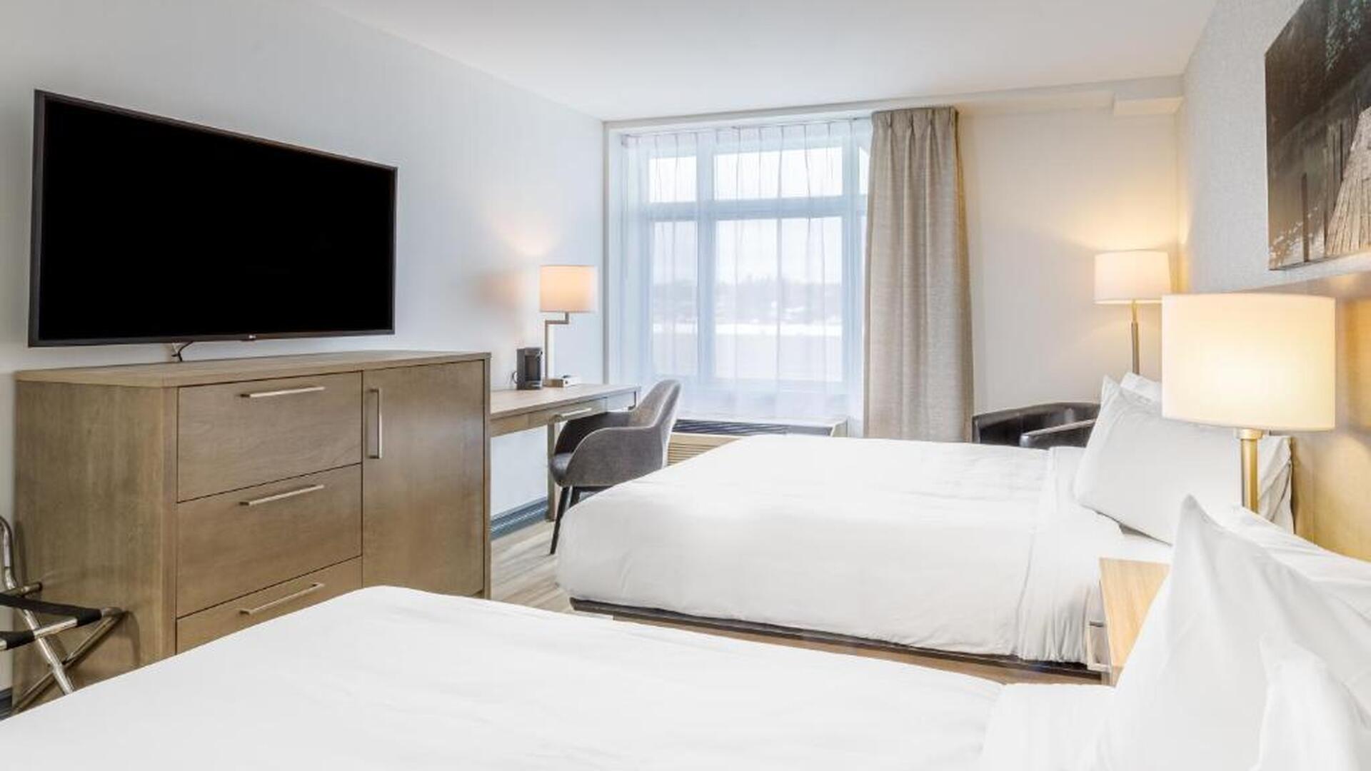 Room with 2 Queen Beds