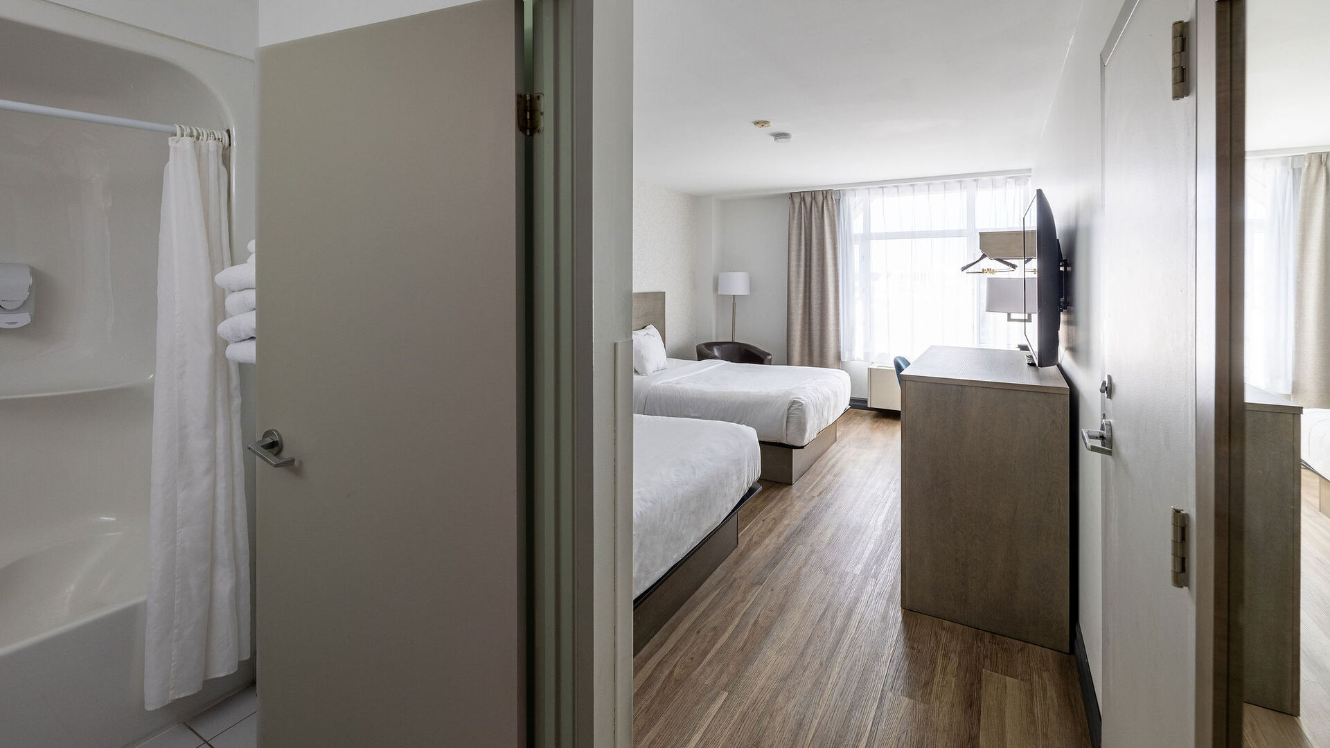 Adapted Room with 2 Queen Beds