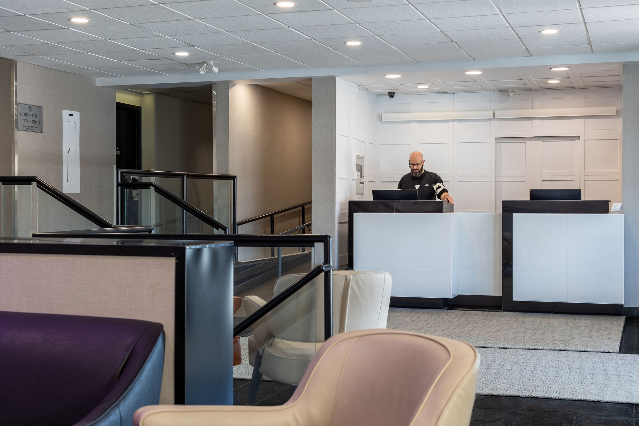 A Well-Located Hotel on Quebec City’s South Shore